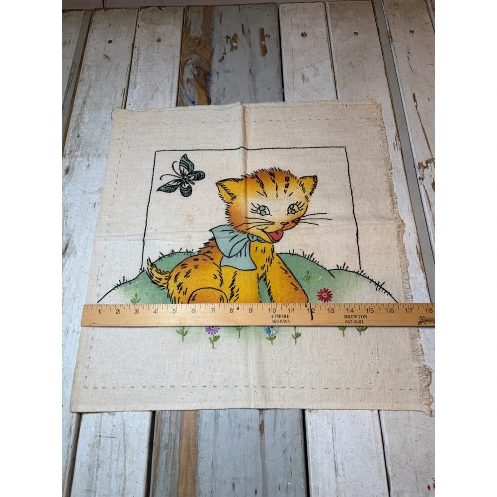 Vintage Embroidered Kitten Linen Unfinished Pillow Needs Batting and Closure‎